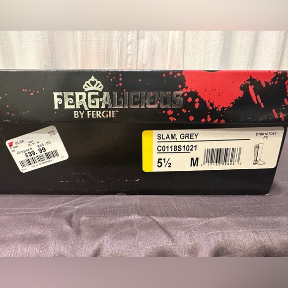 Tall gray quilted and studded boots - Picture 8 of 9